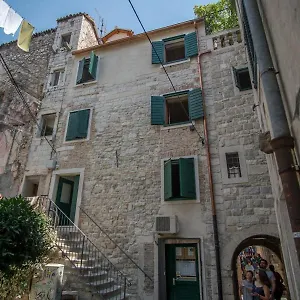 Jr Luxury Guesthouse2 Split